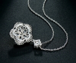 สร้อยคอทองคำขาว 18k white gold พร้อมจี้ห้อยคอเพชร CZ สวยหรู