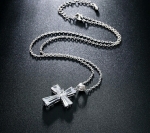 สร้อยคอทองคำขาว 18k white gold plated พร้อมจี้เพชร CZ ไม้กางเขน ของจริงสวยมากค่ะ