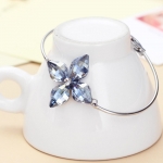 กำไลข้อมือ Platinum Plated ประดับออสเตรียคริสตัลแท้จากสวารอฟสกี้