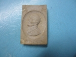 ผงสมเด็จหลังรูปเหมือน