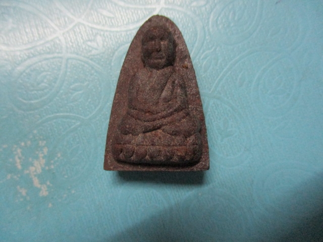 ผงปู่ทวดรุ่นสก.ปี44กล่องเดิม ผงปู่ทวดรุ่นสก.ปี44กล่องเดิม