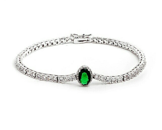 สร้อยข้อมือ 18k platinum plated ประดับเพชร CZ สีมรกตและรอบเรือน