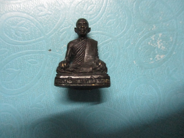 รูปหล่อพระครูนิธานธรรมกิจ(อินทร์)รุ่น1
