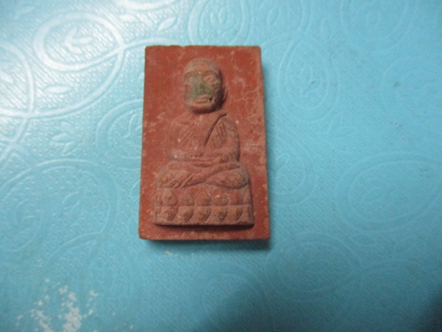 ผงปู่ทวดมั่งมีศรีสุขวัดบวรนิเวศ