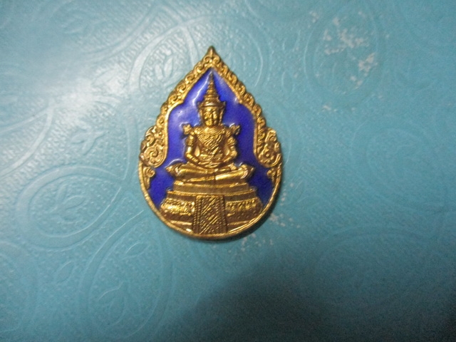 พระแก้วมรกตกาญจนาภิเษกปี39กาไหล่ทองลงยา