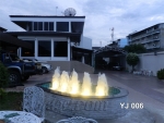 บ่อน้ำพุวงรี บ้านคุณ จินตนา ที่สุขุมวิท 101