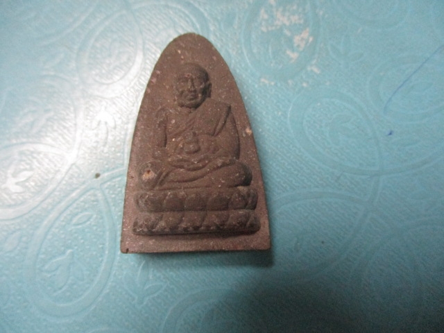 ผงหลวงปู่ทวดรุ่นสร้างโบสถ์ว.ม.