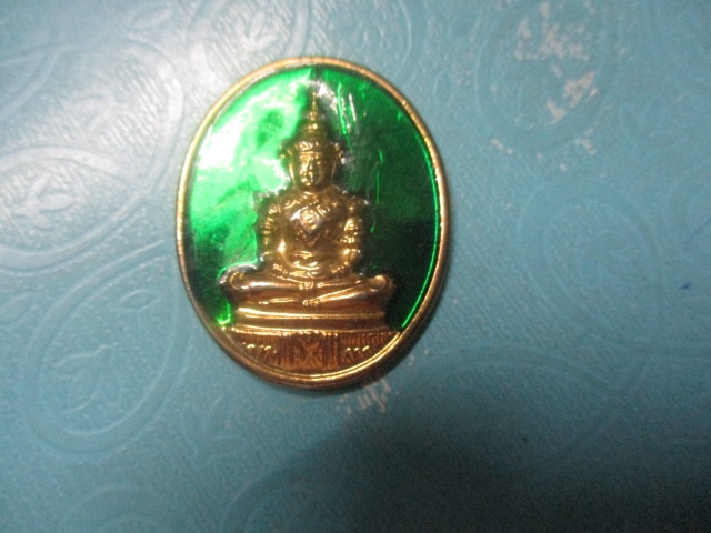 พระแก้วมรกตปี39กาไหล่ทองลงยา