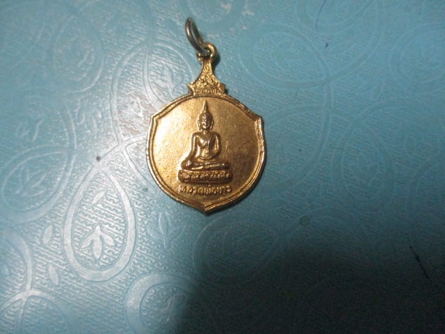 หลวงพ่อขาววัดบางคาล่าเทพนิมิตปี35กาไหล่ทอง
