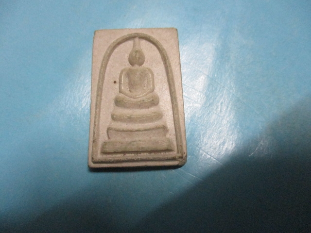 ผงสมเด็จวัดสระเกศ