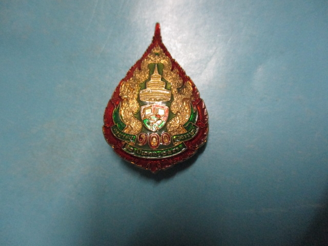 เข็มกลัดพระเทพวรเมธีปี40กาไหล่ทองลงยา