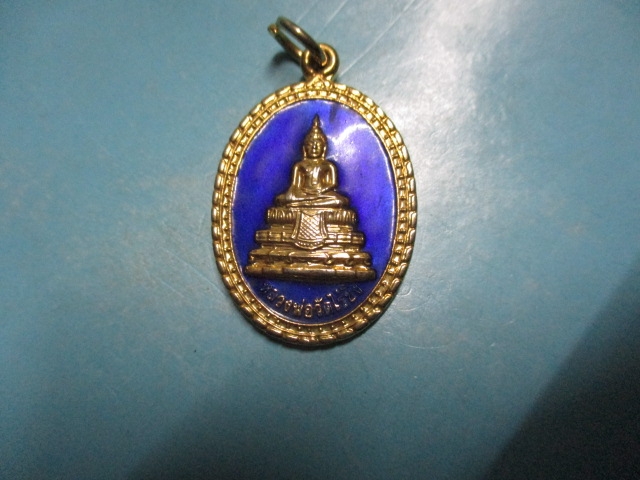 หลวงพ่อวัดไร่ขิงปี36กาไหล่ทองลงยา