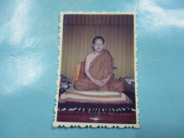 ภาพพระอาจารย์สีทนวัดถ้ำผาปู่