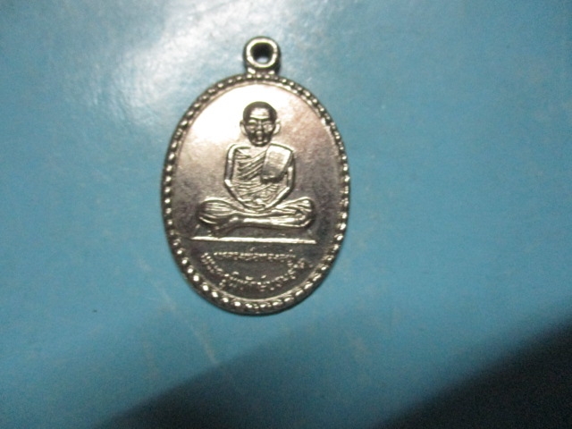 หลวงพ่อทองอยู่ปี32กาไหล่เงิน