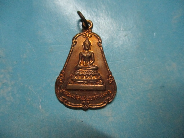หลวงพ่อแสนแซ่ทองคำวัดเจดีย์ซาวหลังปี40
