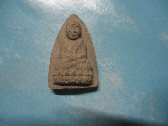ผงปู่ทวด100ปีปี19(2)