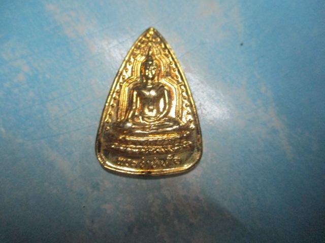 พระเจ้าทันใจวัดพระธาตุแช่แห้งรุ่น1กาไหล่ทอง