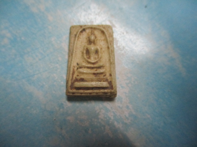ผงสมเด็จคะแนนวัดเขาดินรุ่น1