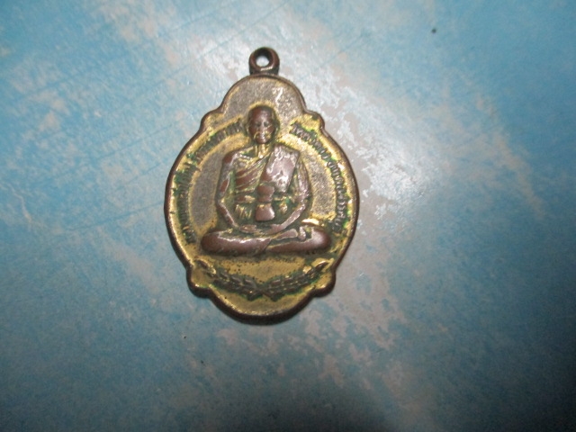 หลวงพ่อเฒ่าวัดธรรมิกาวาสปี24