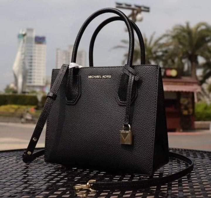 Micheal Kors Genuine Leather Handbag