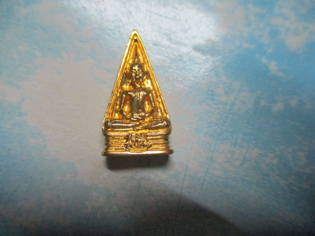 พระพุทธโสธร2หน้าภปร.