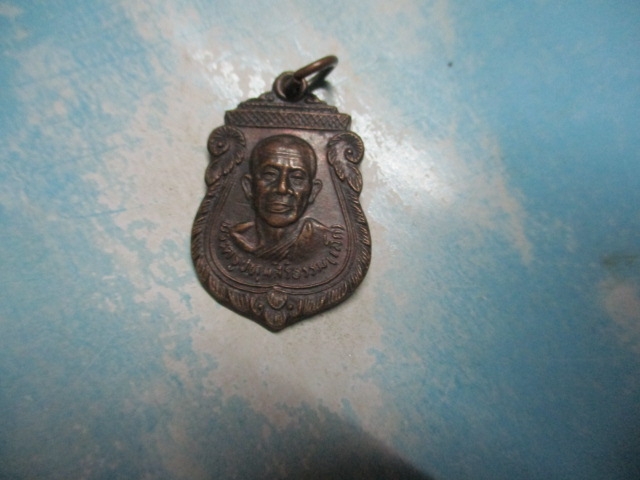 หลวงพ่อเล็กวัดบางเดื่อปี27(2)