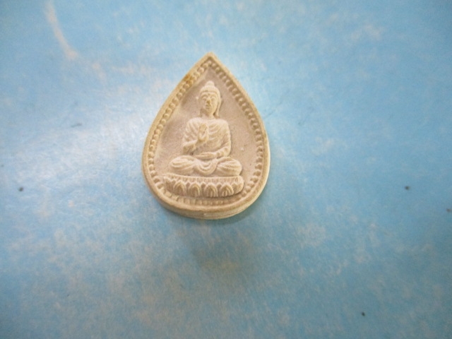 ผงพระพุทธสุวรณคะตะวัดครูบัว