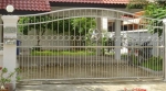 รั้วประตู