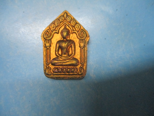 ผงขุนแผนพรายกุมารพ่อชัยยะวัดควนเคี่ยมรุ่นรวย รวย รวย มหาเศรษฐกิจฝังตะกรุด2ดอก