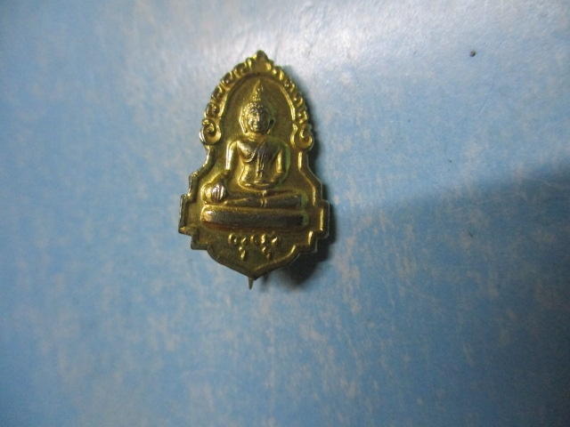 เข็มกลัดพระพุทธพุทโธ