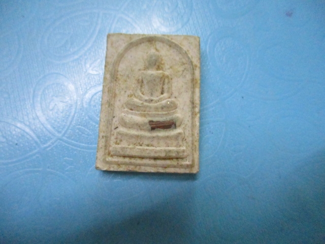 ผงสมเด็จฝังตะกรุด 1 ดอกหลวงปู่บุญนาควัดหนองโปร่ง